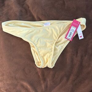 NEVER WORN yellow target swimsuit bottoms